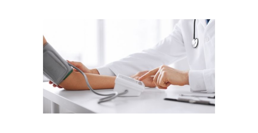 약 없이 혈압을 낮추는 데 도움이 되는 보충제 비타민