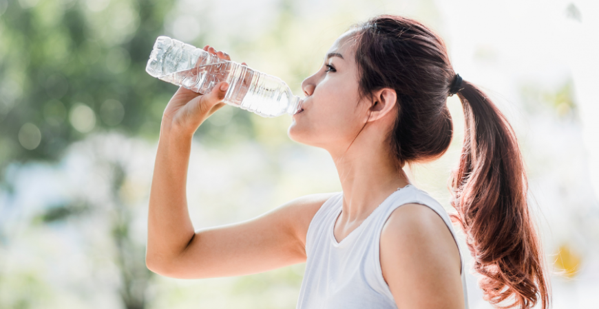 이온음료가 물보다 좋은가요? 이온음료만 마셔도 될까요?